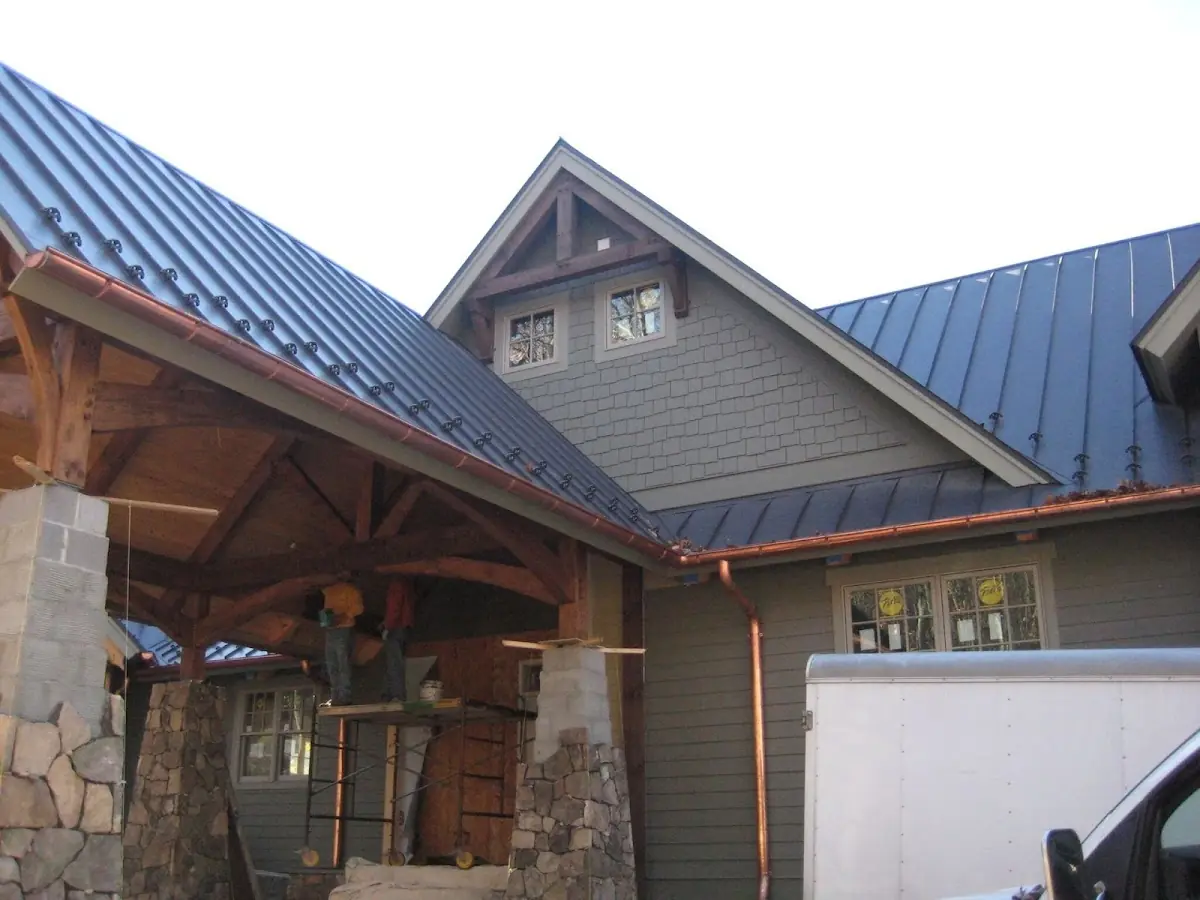 Craftsman Roofing team delivering quality roofing work in Lake Ronkonkoma